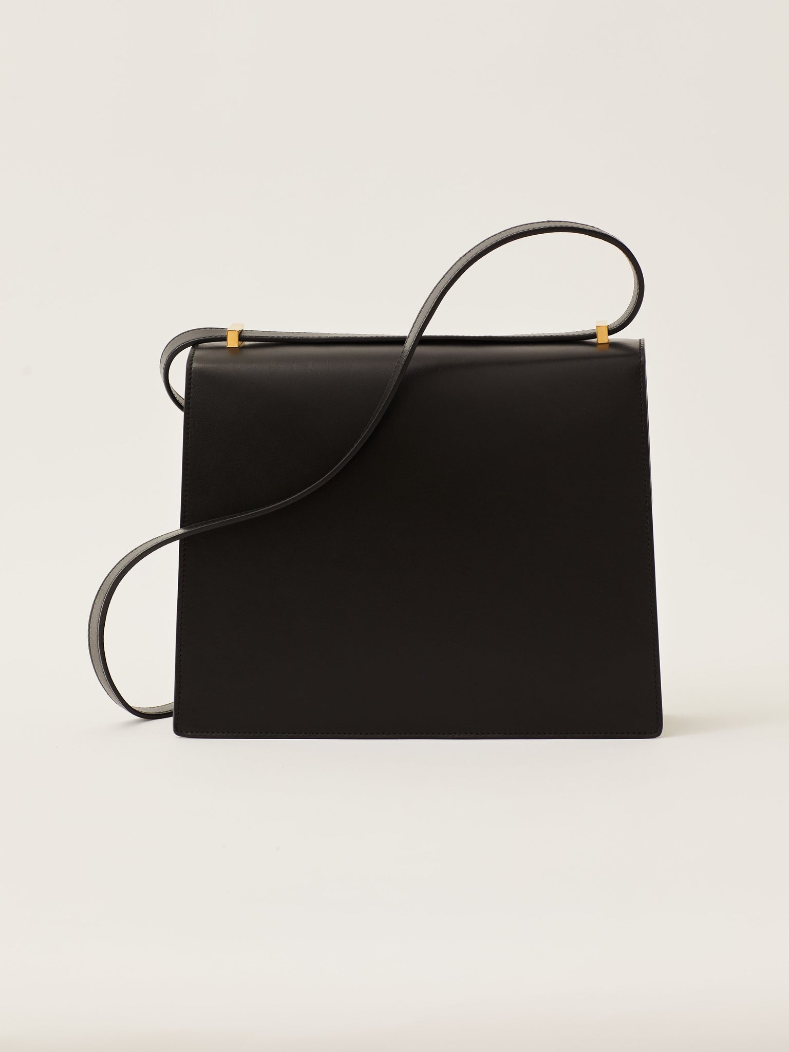 Objets Daso Black Leather Hye Handbag: Back View with Draped Shoulder Strap